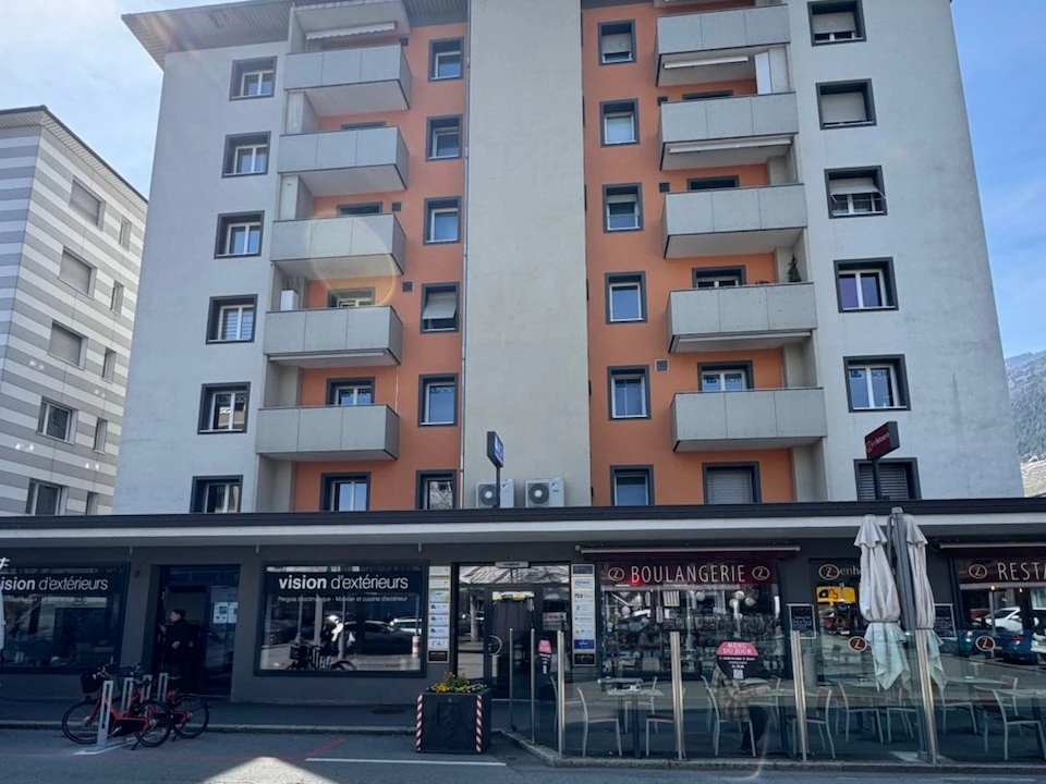 Bureau fermé à louer en centre-ville de Martigny — Rue de la Poste 12, Valais